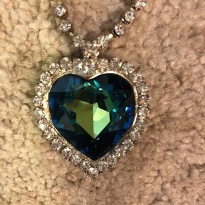 Titanic heart of the ocean necklace